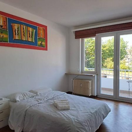 بروكسل Spacious Apartment Next To Parc Du Cinquantenaire المظهر الخارجي الصورة